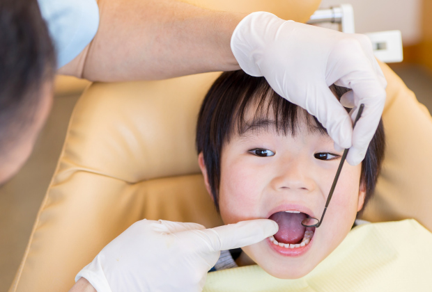 [写真]お子様の成長に合わせた治療、はならびチェック